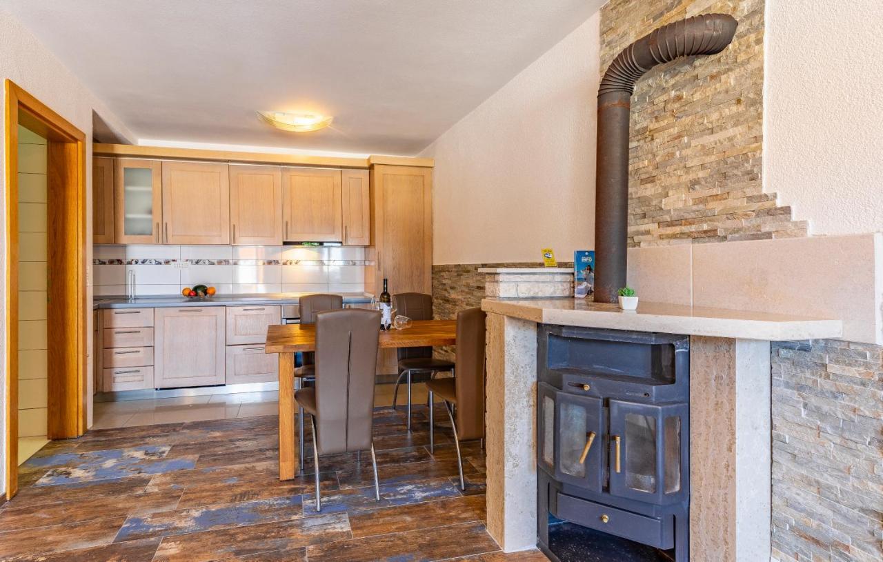 Apartment Larst Medulin