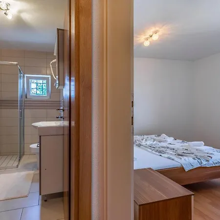 Apartments Larst Medulin Extérieur photo