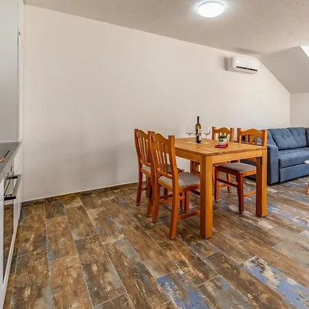 Apartments Larst Medulin Extérieur photo