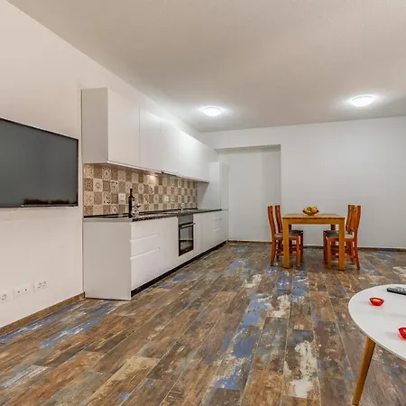 Apartments Larst Medulin Extérieur photo