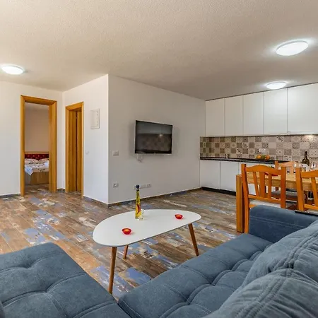 Apartments Larst Medulin Extérieur photo
