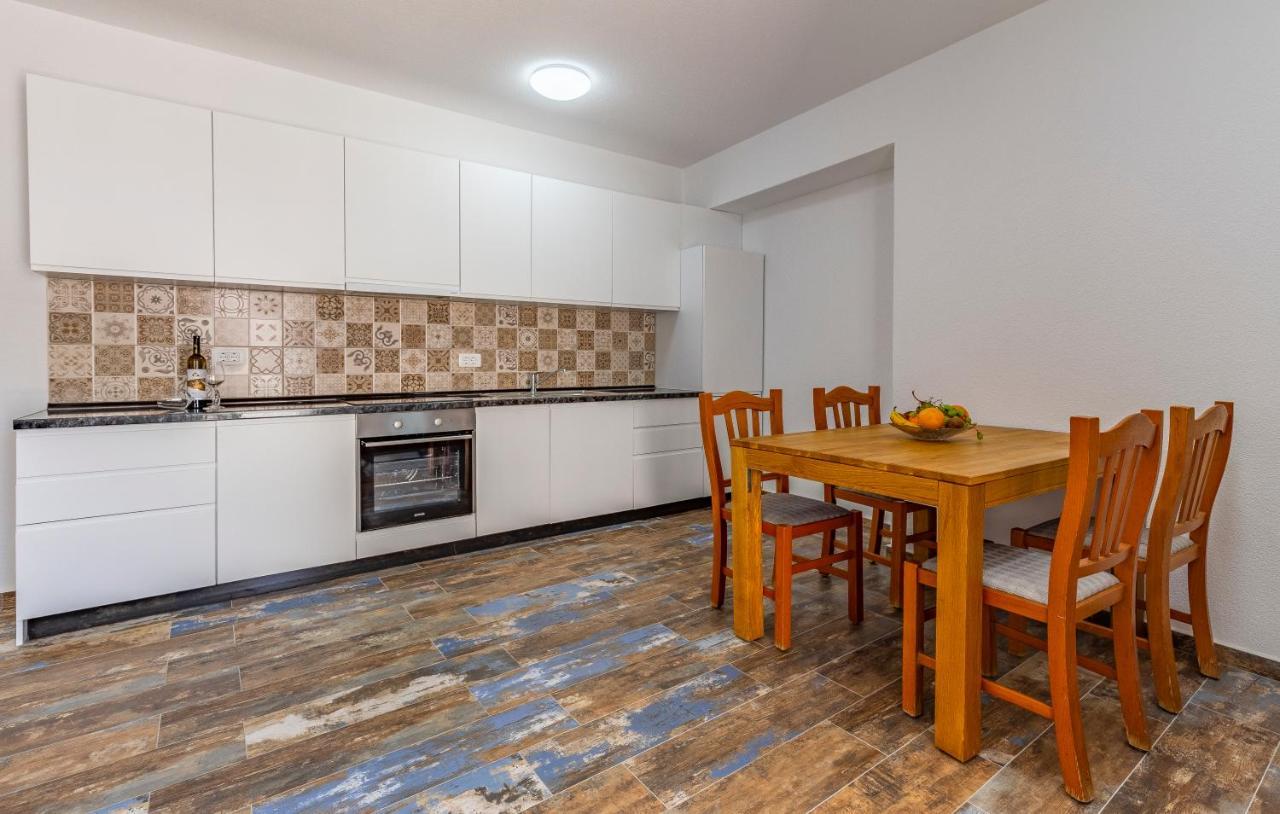 Apartment Larst Medulin