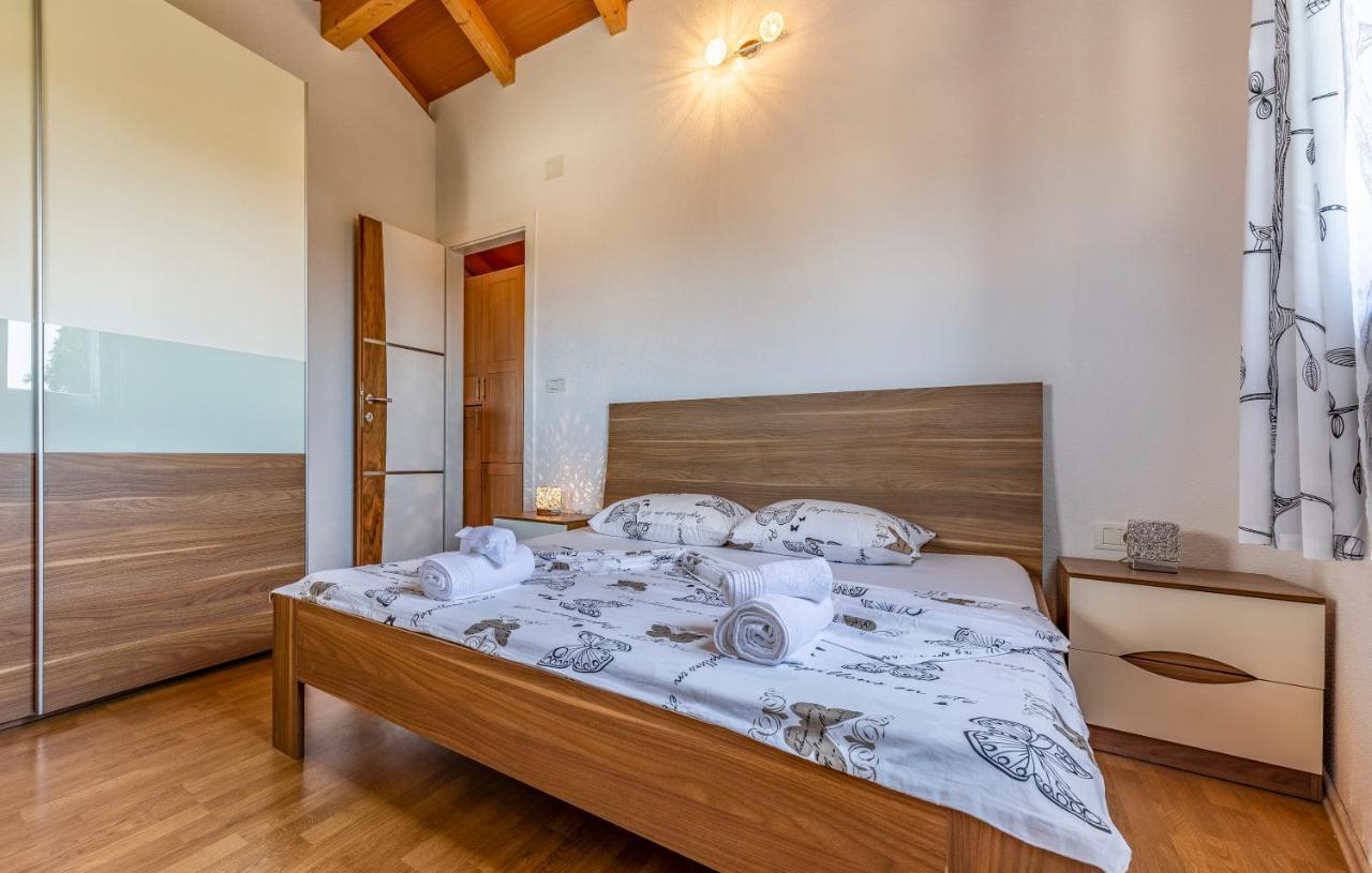 Apartment Larst Medulin