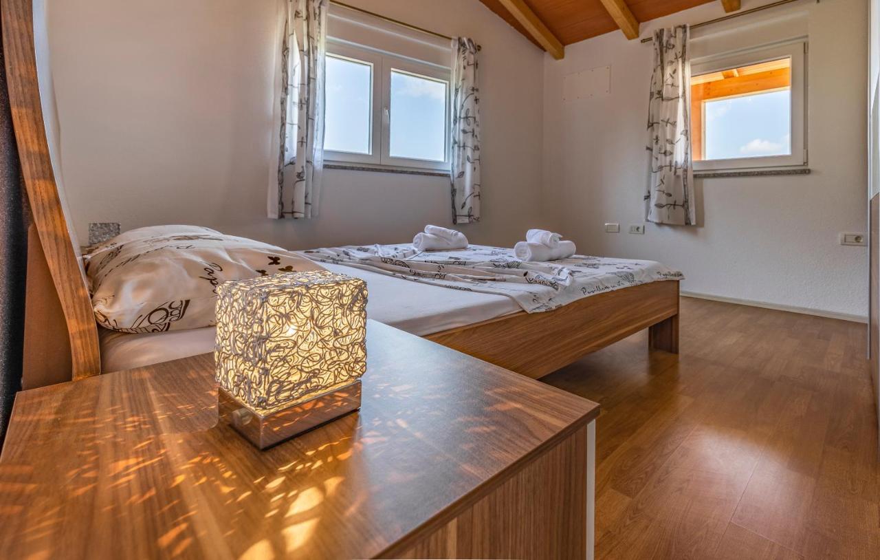 Apartment Larst Medulin