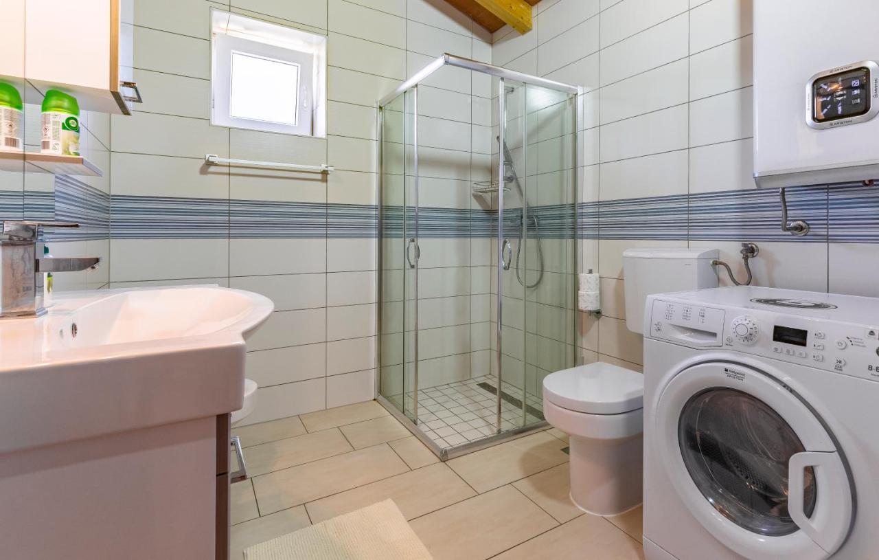 Apartman Larst